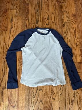 Under Armour White Body Navy Raglan Long Sleeve Shirt